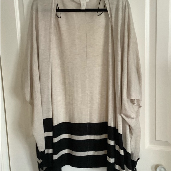 Light cardigan, excellent condition, fits loose. - Picture 1 of 2